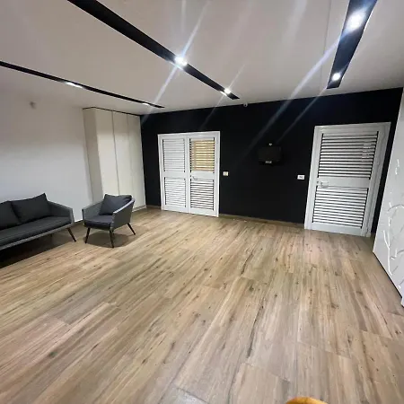 Eri Apartment