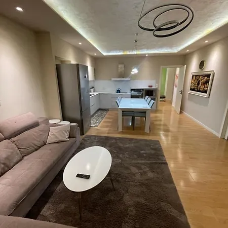 Apartment Eri *